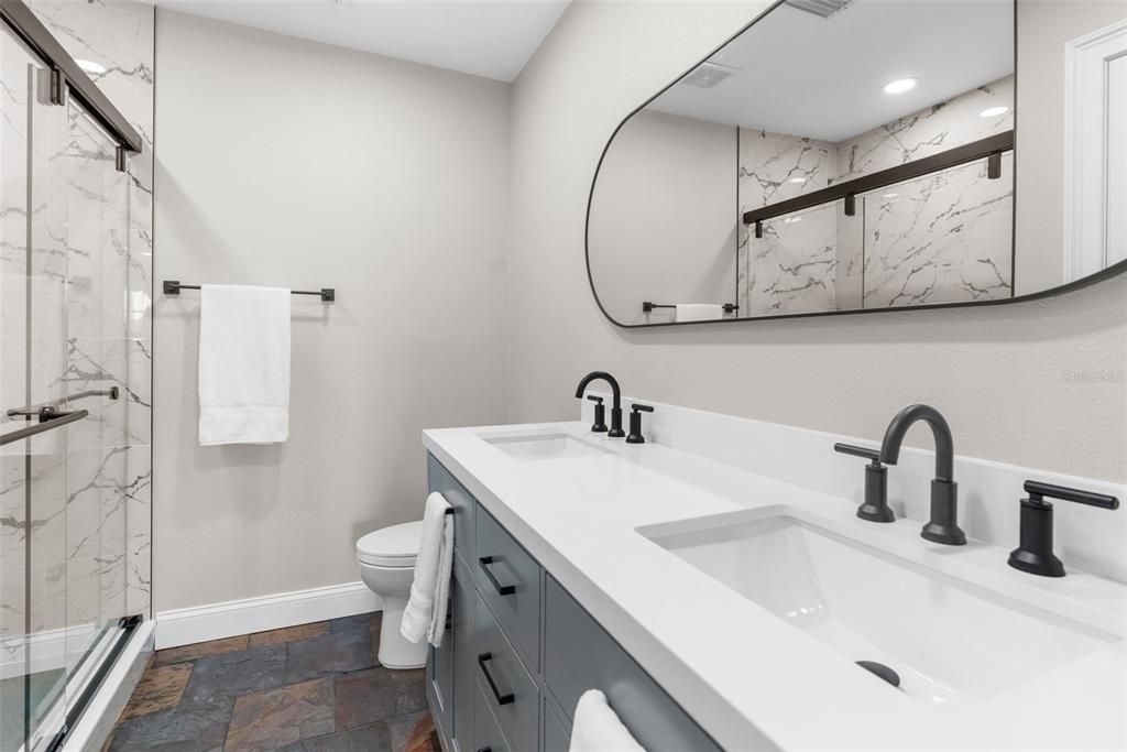 En Venta: $649,900 (3 camas, 2 baños, 1276 Pies cuadrados)
