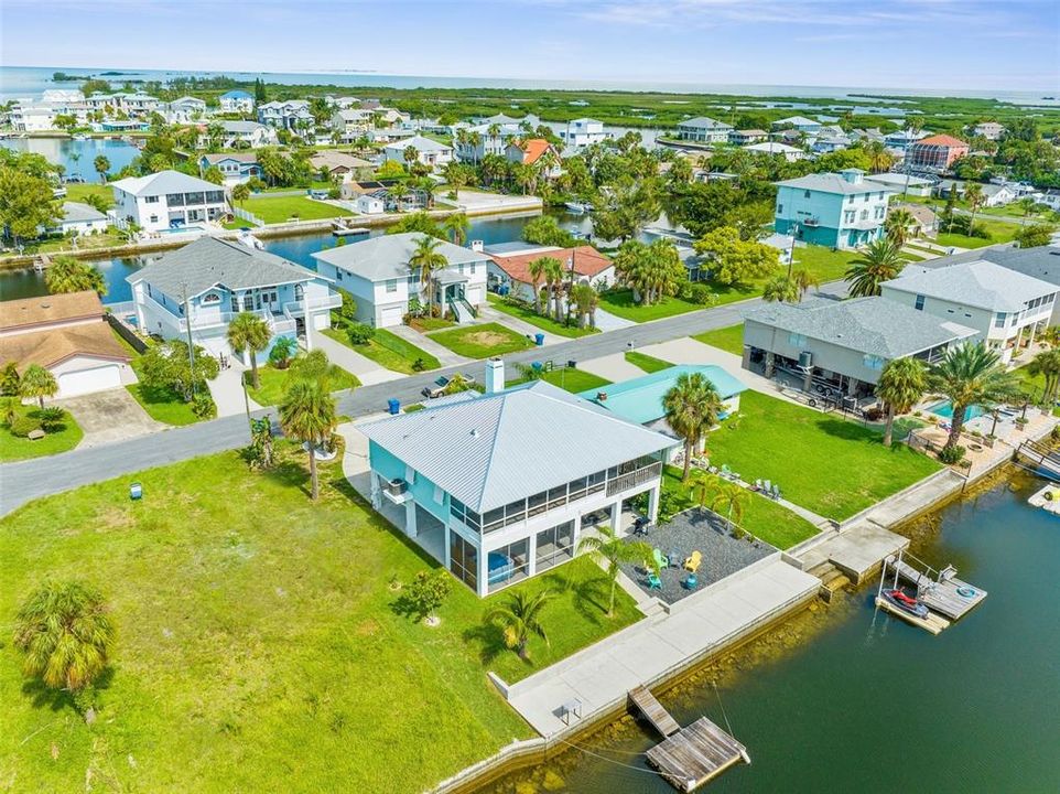 En Venta: $649,900 (3 camas, 2 baños, 1276 Pies cuadrados)