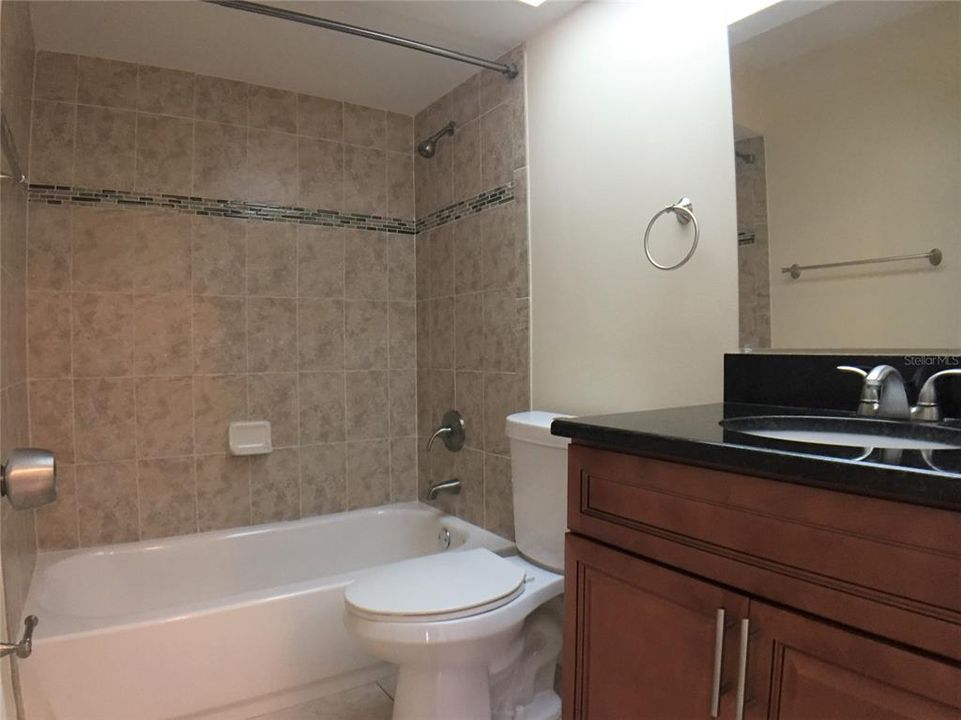 For Sale: $409,900 (3 beds, 2 baths, 1644 Square Feet)