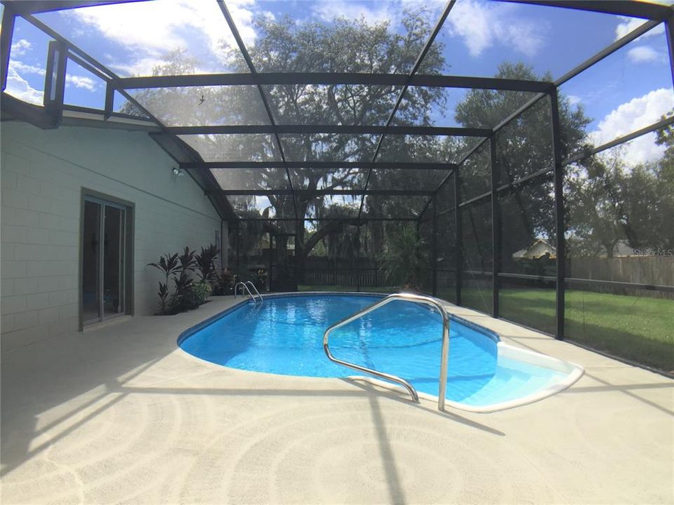 For Sale: $409,900 (3 beds, 2 baths, 1644 Square Feet)