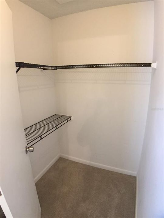 For Sale: $409,900 (3 beds, 2 baths, 1644 Square Feet)
