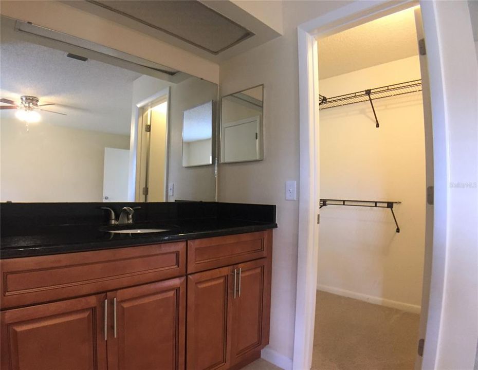 For Sale: $409,900 (3 beds, 2 baths, 1644 Square Feet)