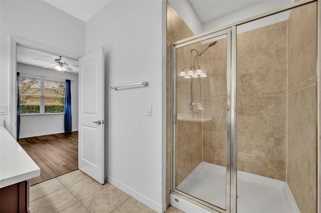В аренду: $3,000 (3 спален, 2 ванн, 1372 Квадратных фут)