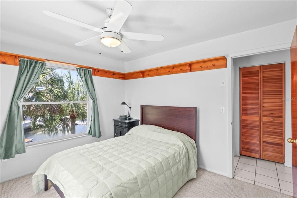 For Sale: $659,900 (2 beds, 2 baths, 1398 Square Feet)