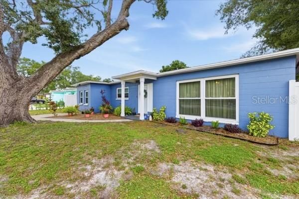 For Sale: $430,000 (3 beds, 2 baths, 1439 Square Feet)