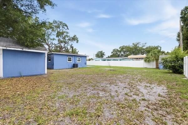 For Sale: $430,000 (3 beds, 2 baths, 1439 Square Feet)