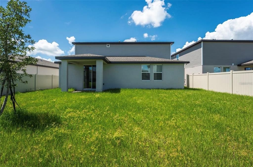 В аренду: $2,700 (5 спален, 3 ванн, 2814 Квадратных фут)
