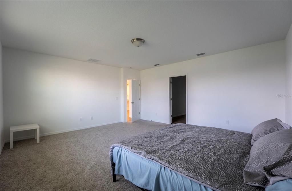 В аренду: $2,700 (5 спален, 3 ванн, 2814 Квадратных фут)