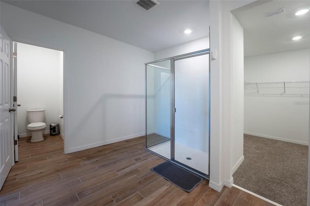 В аренду: $2,700 (5 спален, 3 ванн, 2814 Квадратных фут)