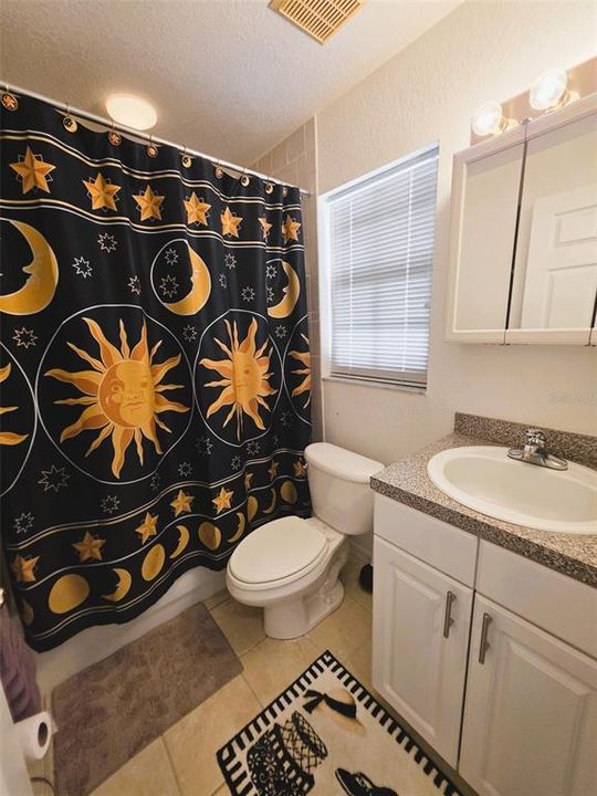 En Venta: $259,900 (2 camas, 2 baños, 1135 Pies cuadrados)