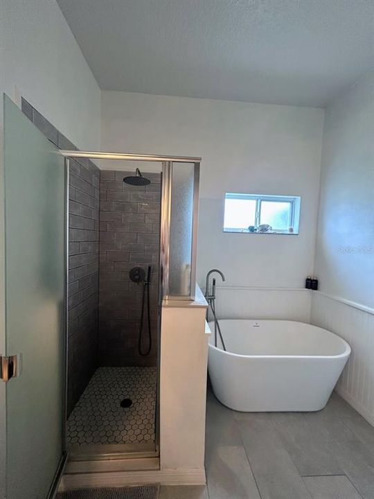 En Venta: $535,000 (4 camas, 2 baños, 1804 Pies cuadrados)