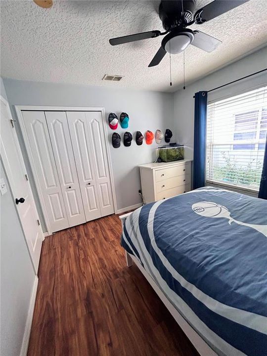 En Venta: $535,000 (4 camas, 2 baños, 1804 Pies cuadrados)