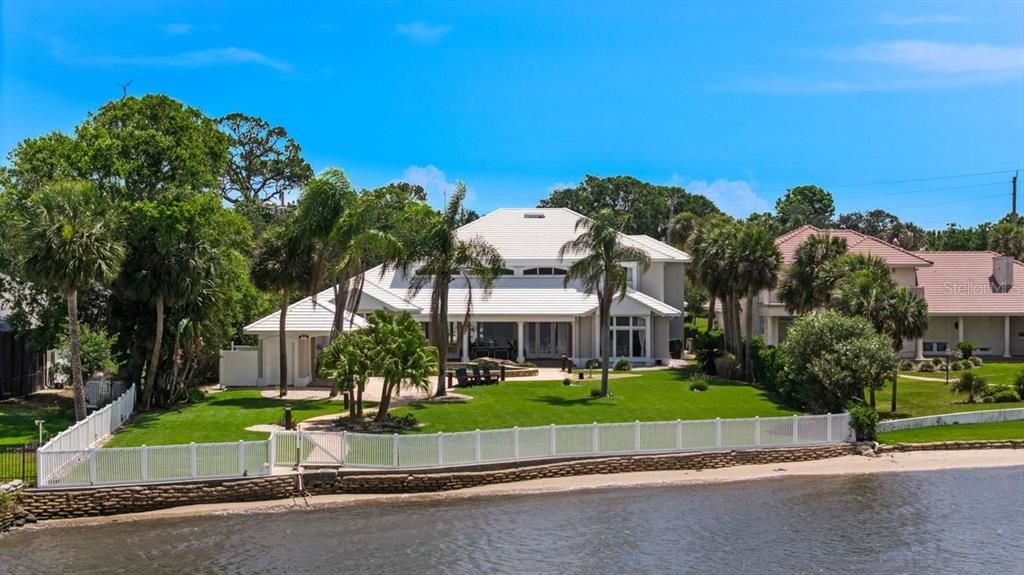 For Sale: $2,995,000 (5 beds, 3 baths, 5398 Square Feet)