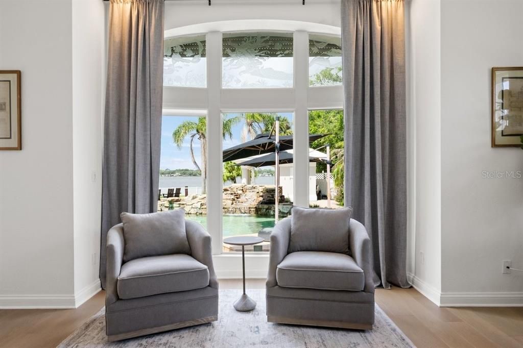 For Sale: $2,995,000 (5 beds, 3 baths, 5398 Square Feet)
