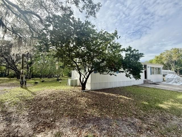 For Rent: $1,950 (4 beds, 2 baths, 2568 Square Feet)