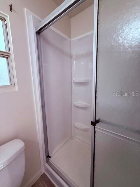 For Rent: $1,950 (4 beds, 2 baths, 2568 Square Feet)