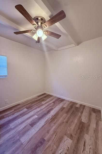 For Rent: $1,950 (4 beds, 2 baths, 2568 Square Feet)