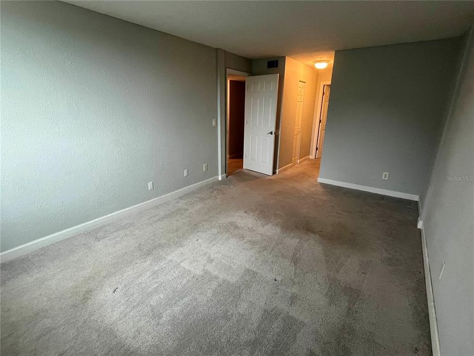 For Rent: $1,600 (2 beds, 2 baths, 1010 Square Feet)