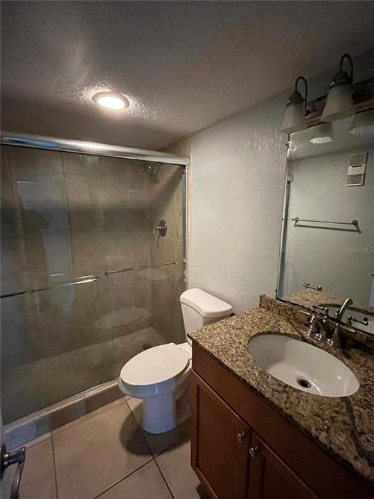 For Rent: $1,600 (2 beds, 2 baths, 1010 Square Feet)