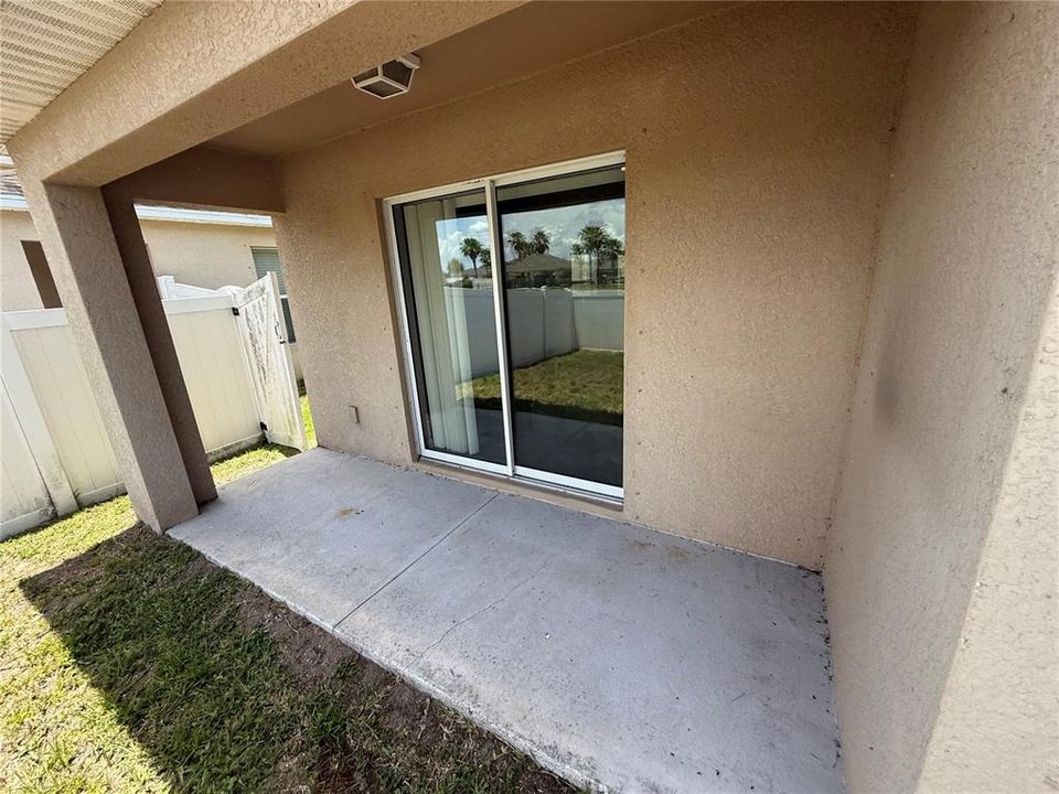 En Venta: $260,000 (3 camas, 2 baños, 1360 Pies cuadrados)