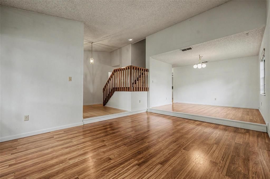 For Sale: $520,000 (4 beds, 2 baths, 2232 Square Feet)