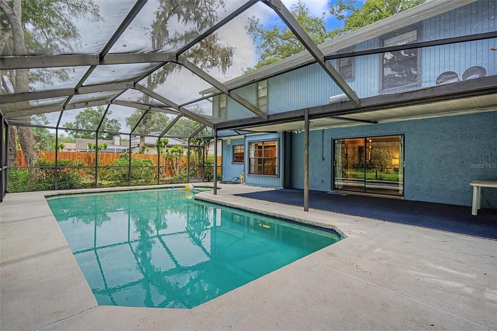 For Sale: $520,000 (4 beds, 2 baths, 2232 Square Feet)