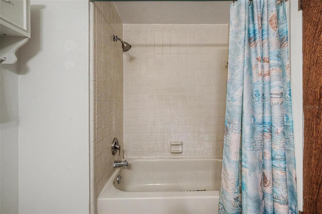 For Sale: $520,000 (4 beds, 2 baths, 2232 Square Feet)