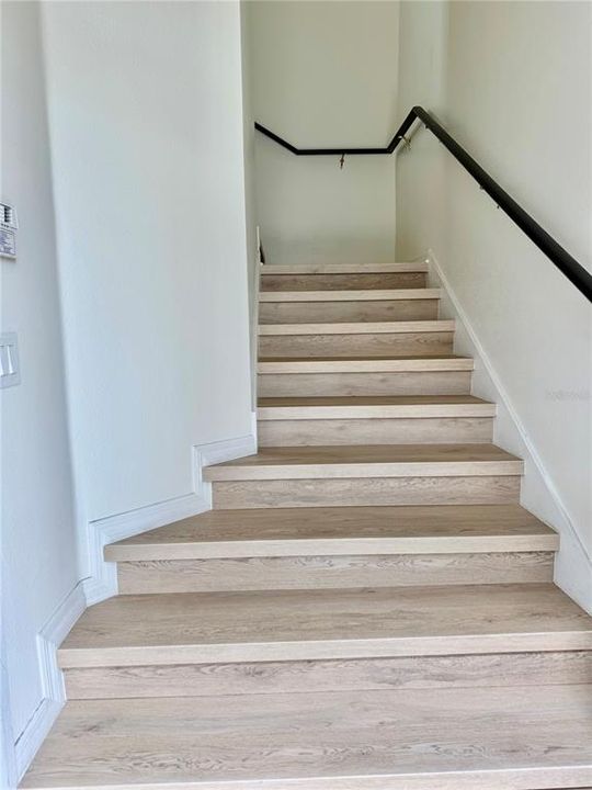Active With Contract: $2,050 (2 beds, 2 baths, 1200 Square Feet)