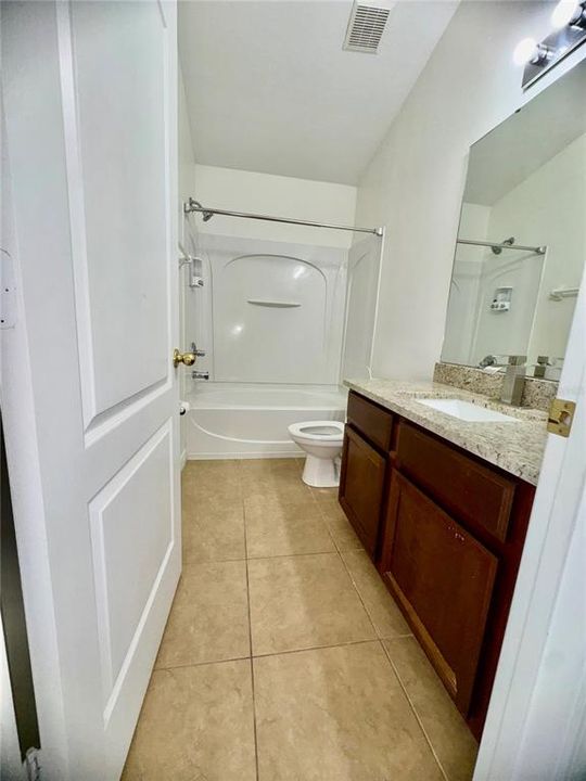 Active With Contract: $2,050 (2 beds, 2 baths, 1200 Square Feet)