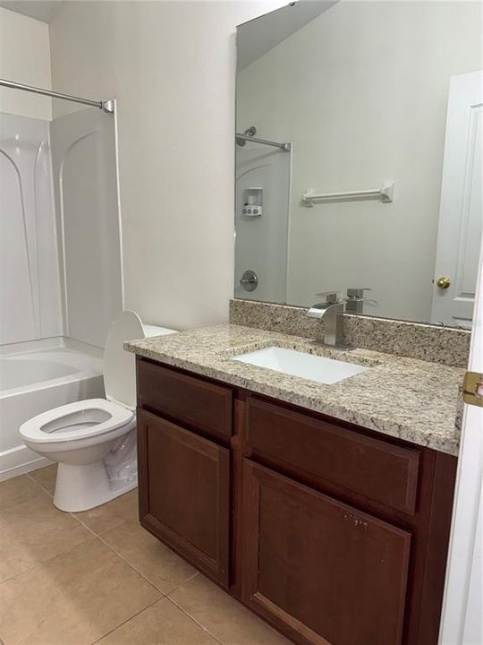 Active With Contract: $2,050 (2 beds, 2 baths, 1200 Square Feet)
