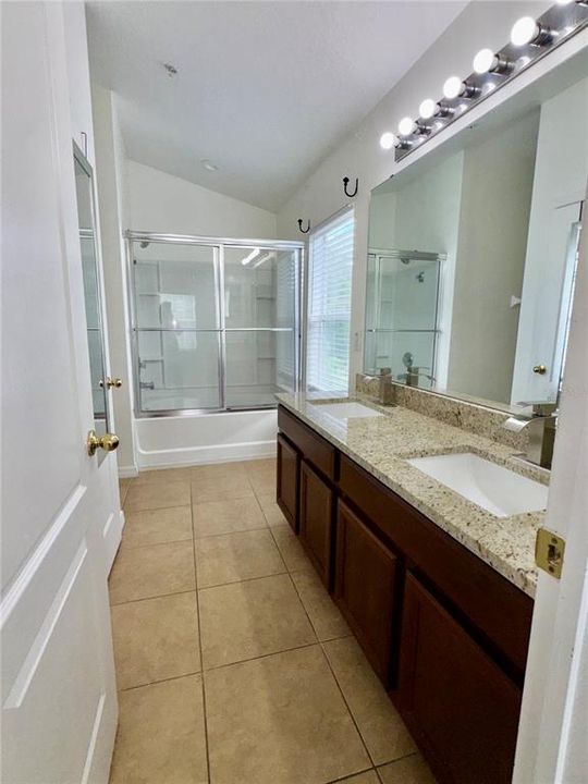 Active With Contract: $2,050 (2 beds, 2 baths, 1200 Square Feet)