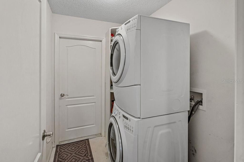 En Venta: $500,000 (5 camas, 3 baños, 2681 Pies cuadrados)