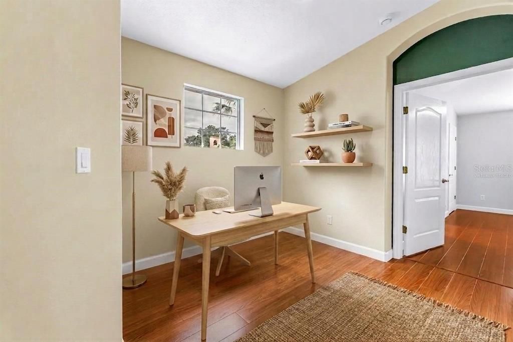 For Sale: $385,000 (2 beds, 2 baths, 1577 Square Feet)