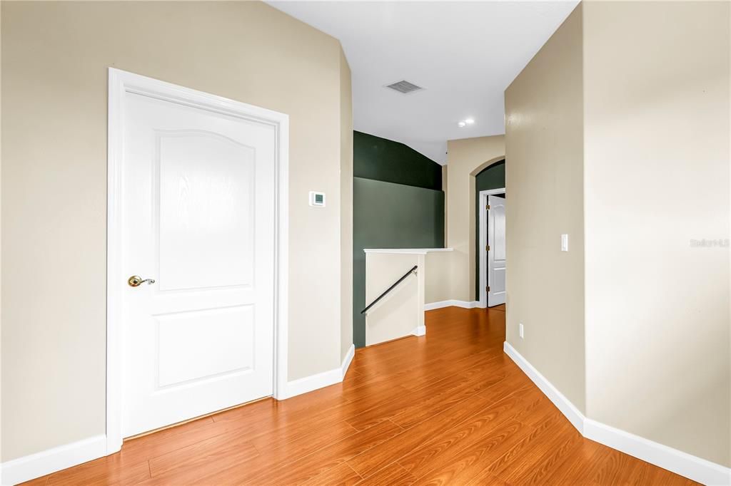 For Sale: $385,000 (2 beds, 2 baths, 1577 Square Feet)