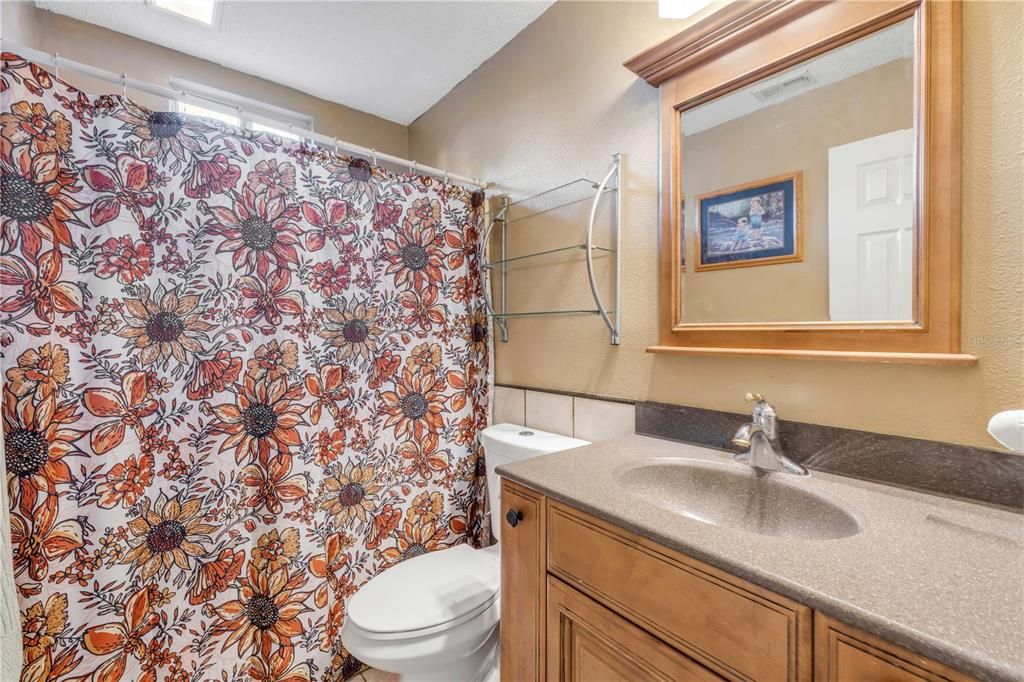 For Sale: $270,000 (3 beds, 2 baths, 1224 Square Feet)