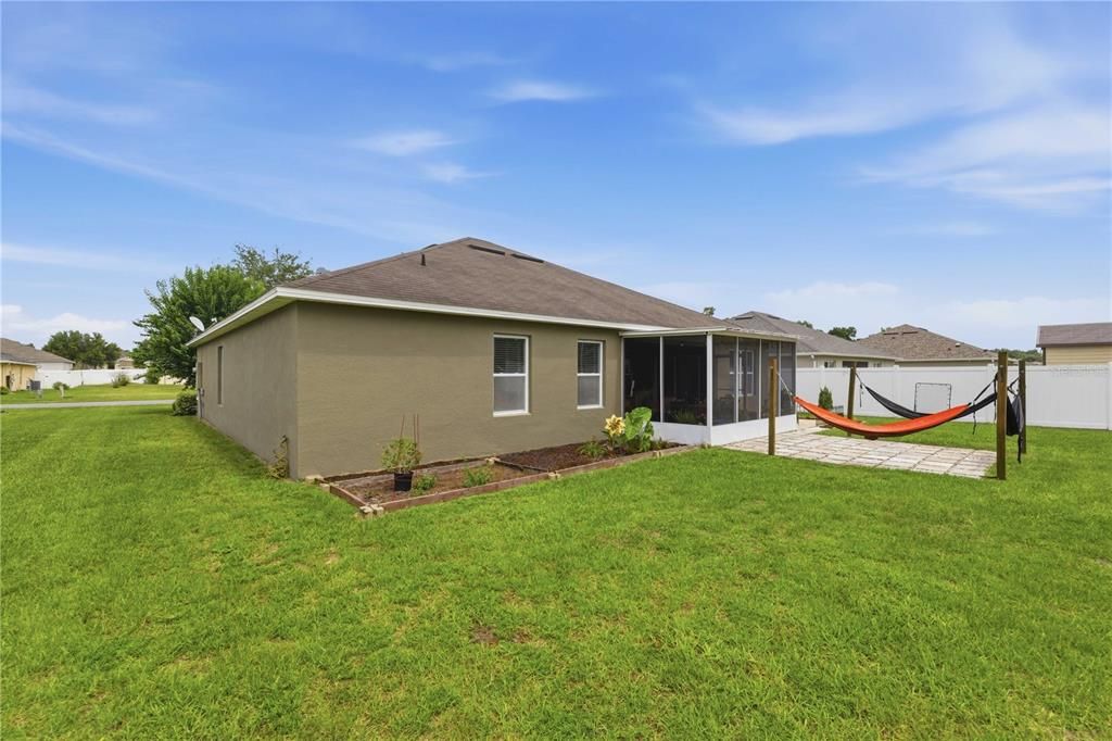 En Venta: $304,999 (3 camas, 2 baños, 1956 Pies cuadrados)