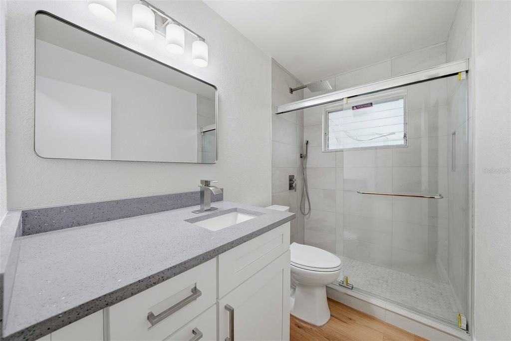 En Venta: $329,900 (2 camas, 1 baños, 900 Pies cuadrados)