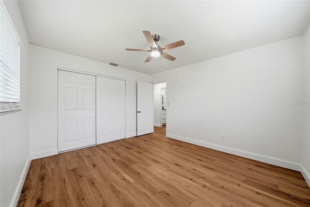 En Venta: $329,900 (2 camas, 1 baños, 900 Pies cuadrados)