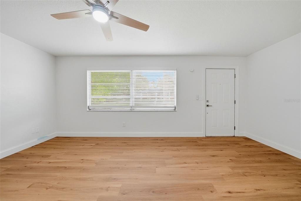 En Venta: $329,900 (2 camas, 1 baños, 900 Pies cuadrados)