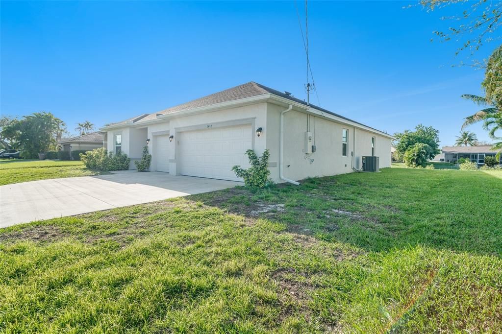 For Rent: $2,900 (4 beds, 3 baths, 2381 Square Feet)