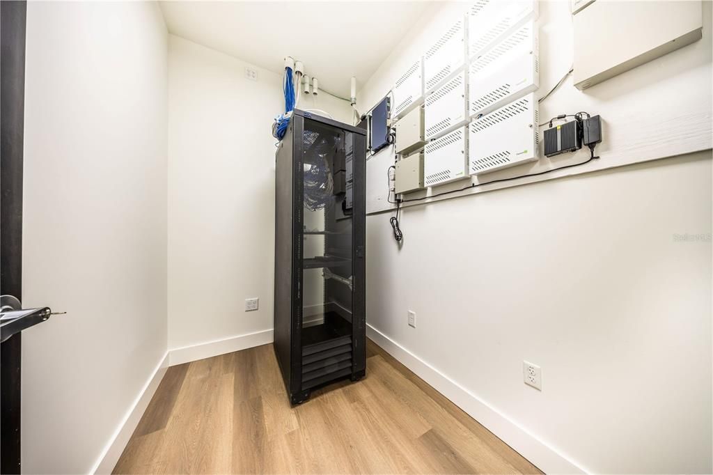 For Sale: $1,950,000 (0 beds, 0 baths, 6834 Square Feet)