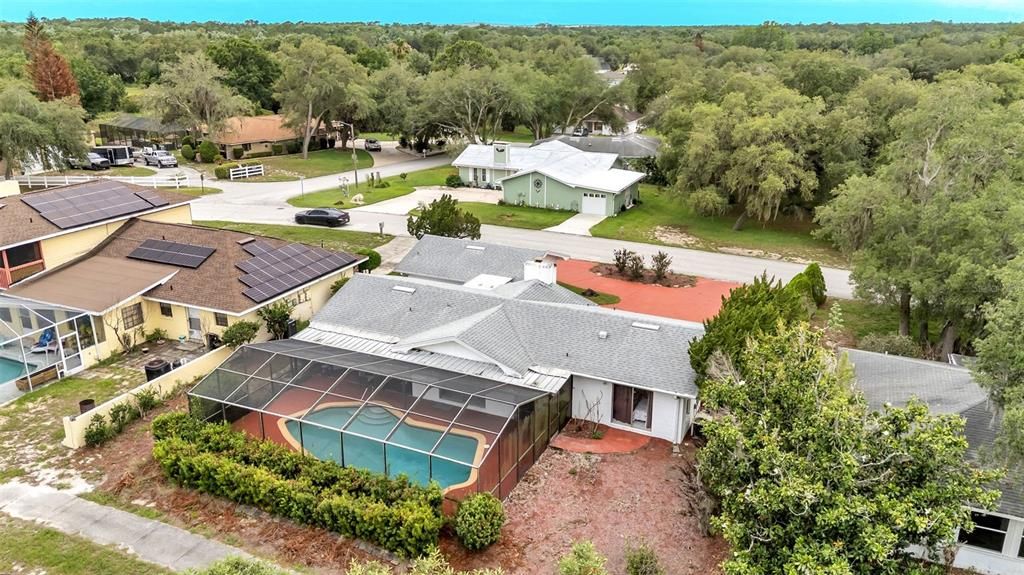 For Sale: $295,000 (2 beds, 2 baths, 1406 Square Feet)