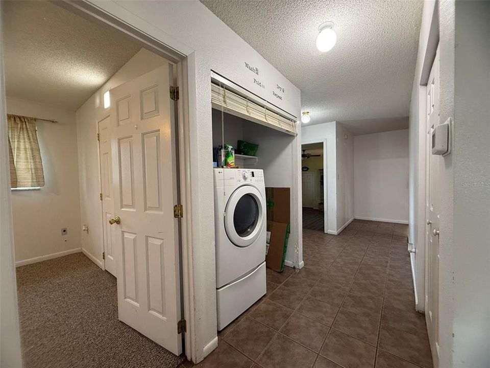 На продажу: $339,000 (3 спален, 2 ванн, 1664 Квадратных фут)