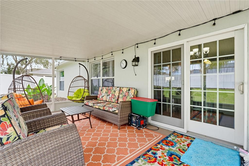 For Sale: $345,000 (3 beds, 2 baths, 2006 Square Feet)