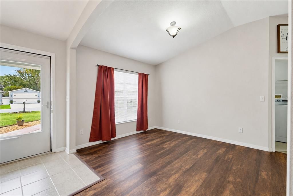 For Sale: $345,000 (3 beds, 2 baths, 2006 Square Feet)