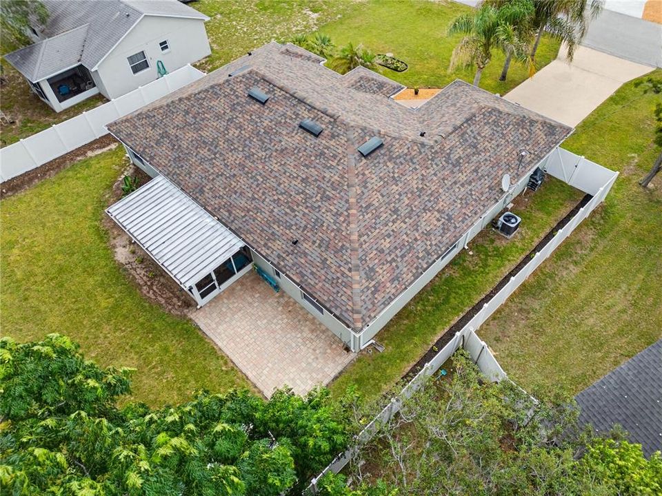 For Sale: $345,000 (3 beds, 2 baths, 2006 Square Feet)