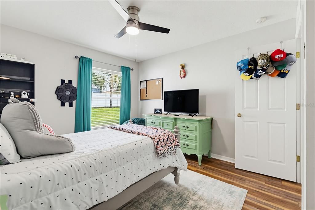 For Sale: $345,000 (3 beds, 2 baths, 2006 Square Feet)