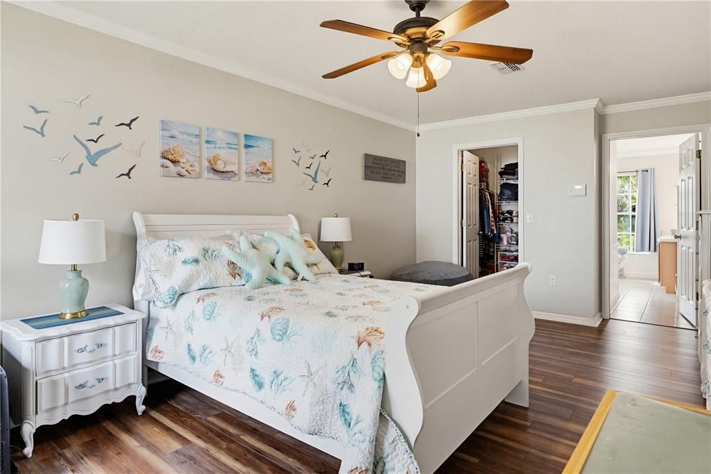 For Sale: $345,000 (3 beds, 2 baths, 2006 Square Feet)