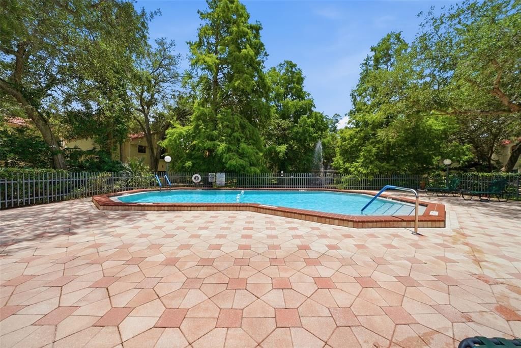 For Sale: $329,000 (3 beds, 2 baths, 1250 Square Feet)