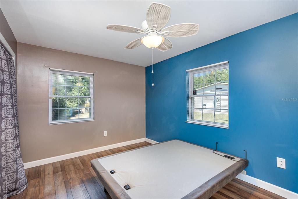 For Sale: $328,000 (3 beds, 2 baths, 1360 Square Feet)